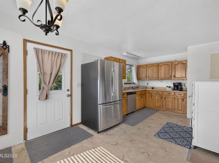 1101 Oro Way, Gardnerville, NV 89460 Photo