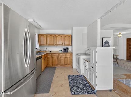 1101 Oro Way, Gardnerville, NV 89460 Photo