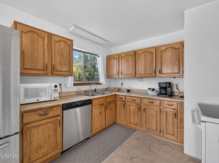 1101 Oro Way, Gardnerville, NV 89460 Photo