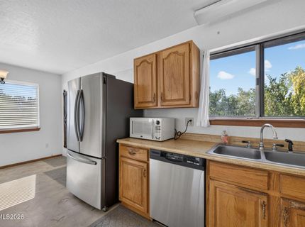 1101 Oro Way, Gardnerville, NV 89460 Photo