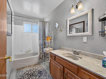 1101 Oro Way, Gardnerville, NV 89460 Photo
