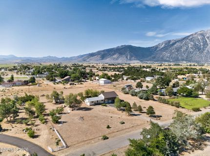 1101 Oro Way, Gardnerville, NV 89460 Photo