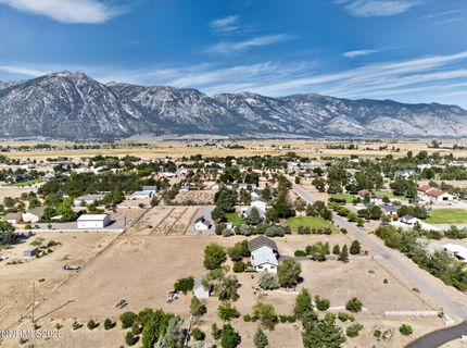 1101 Oro Way, Gardnerville, NV 89460 Photo