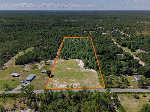 10426 Silver Lake Road , Fountain, FL 32438