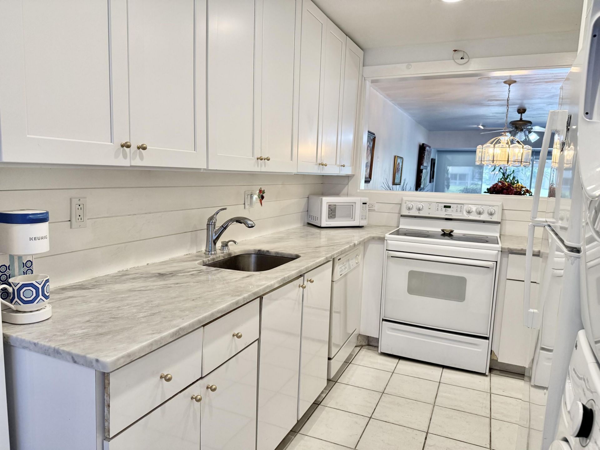 1421 NW 19th Terrace, Unit 102, Delray Beach, FL 33445 Photo