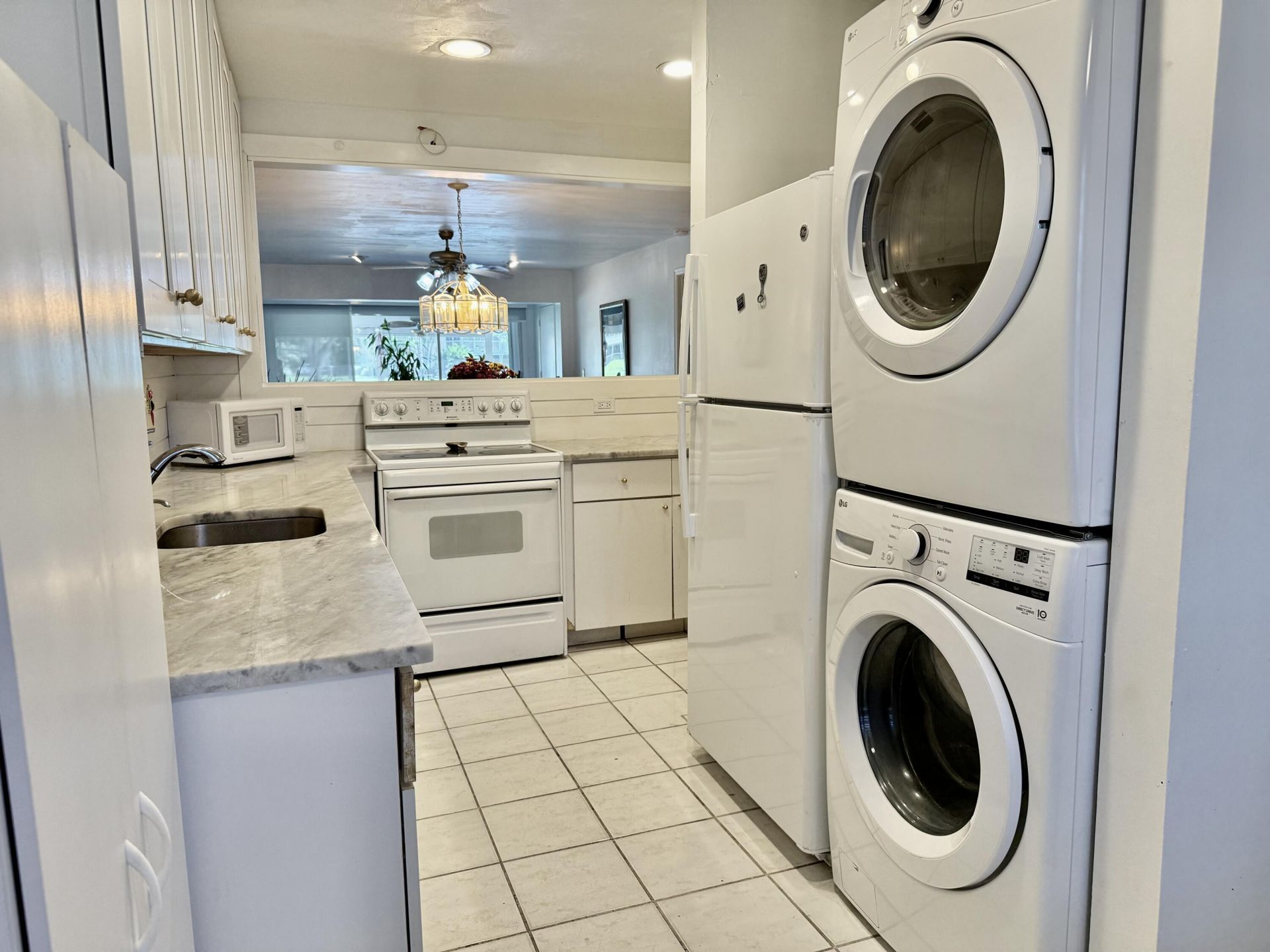 1421 NW 19th Terrace, Unit 102, Delray Beach, FL 33445 Photo