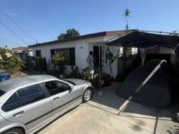 4408 Hartle, Cudahy, CA 90201
