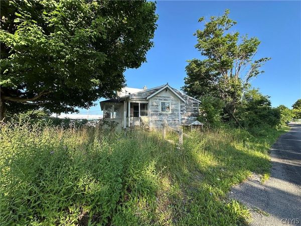 6691 Benedict Road , DeWitt, NY 13057