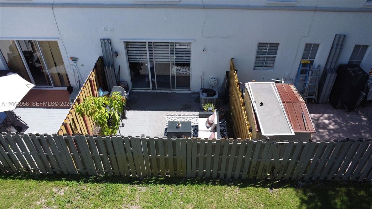 15747 SW 40th St, Unit 213, Miramar, FL 33027 Photo