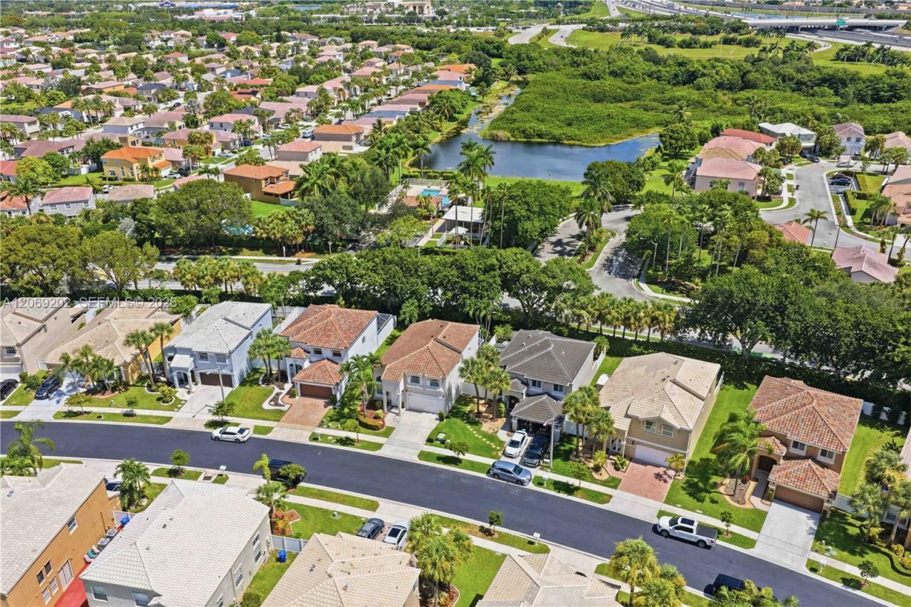 15845 NW 14th Rd, Pembroke Pines, FL 33028 Photo
