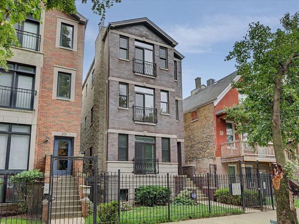 2739 W Thomas Street, Unit 2, Chicago, IL 60622