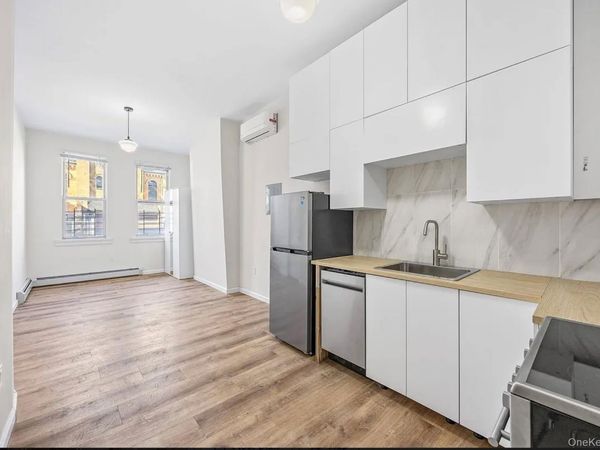 18-20 Stanhope Street , Unit 1L, Ridgewood, NY 11385