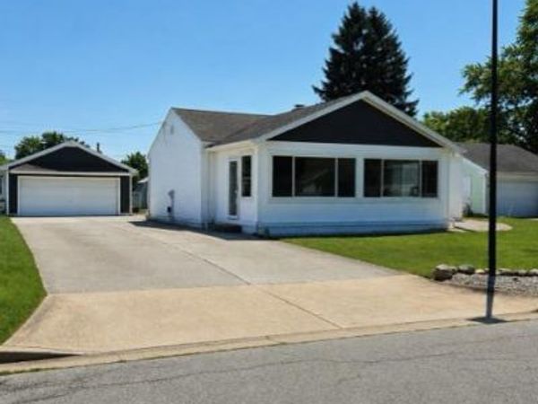 4157 Fox Avenue, Clyde, OH 43410