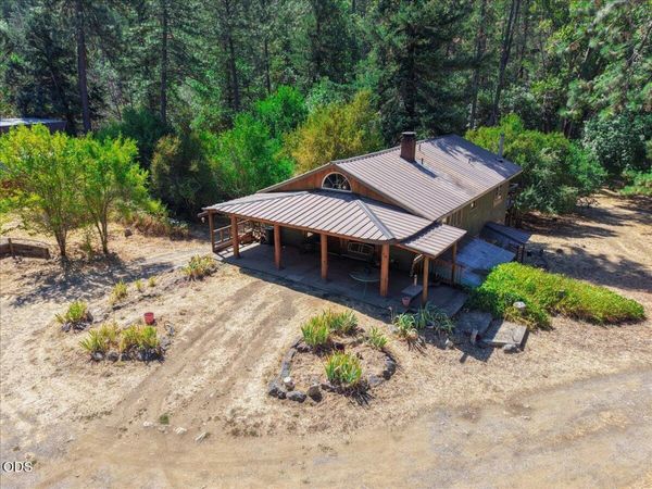 4539 OR -238, Jacksonville, OR 97530