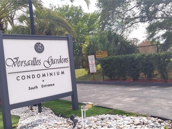 7960 N Colony Cir N , Unit 207, Tamarac, FL 33321