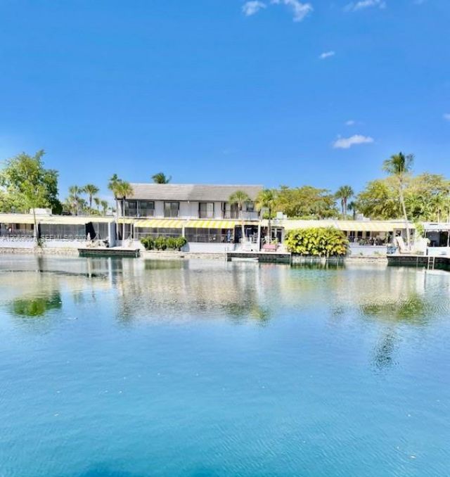 6364 Milk Wagon Ln , Miami Lakes, FL 33014 Photo