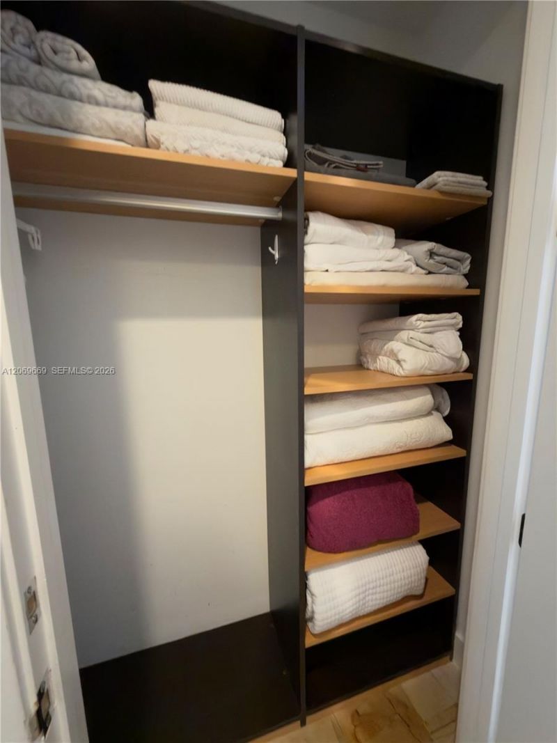 18101 Collins Ave, Unit 1807, Sunny Isles Beach, FL 33160 Photo