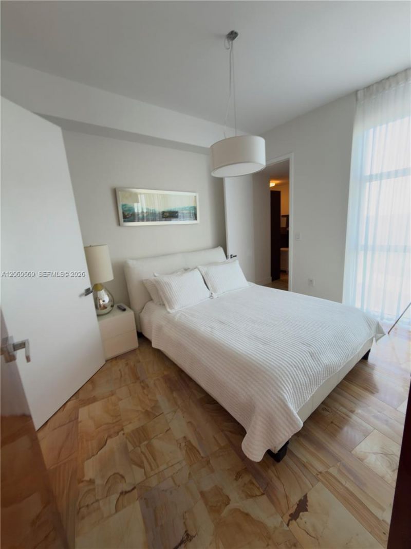 18101 Collins Ave, Unit 1807, Sunny Isles Beach, FL 33160 Photo