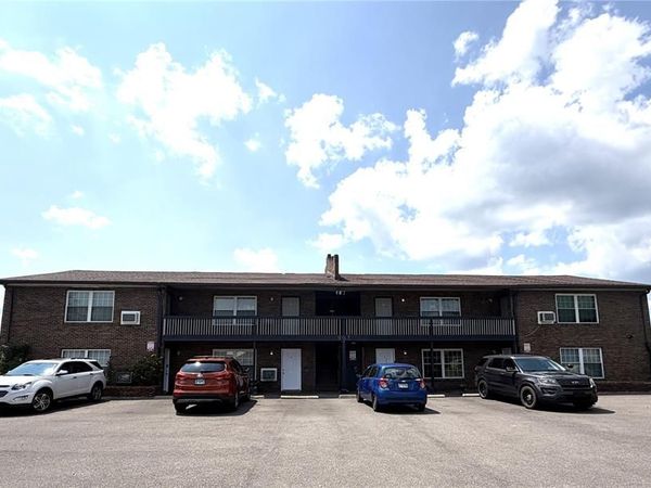 961 Belle Valley Drive , Belleville, IL 62220
