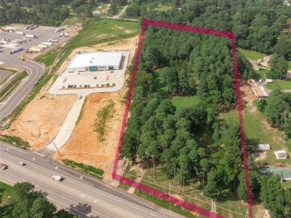 5304 North Market Street, Shreveport, LA 71107