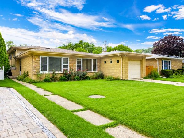 8652 Crawford Avenue , Skokie, IL 60076
