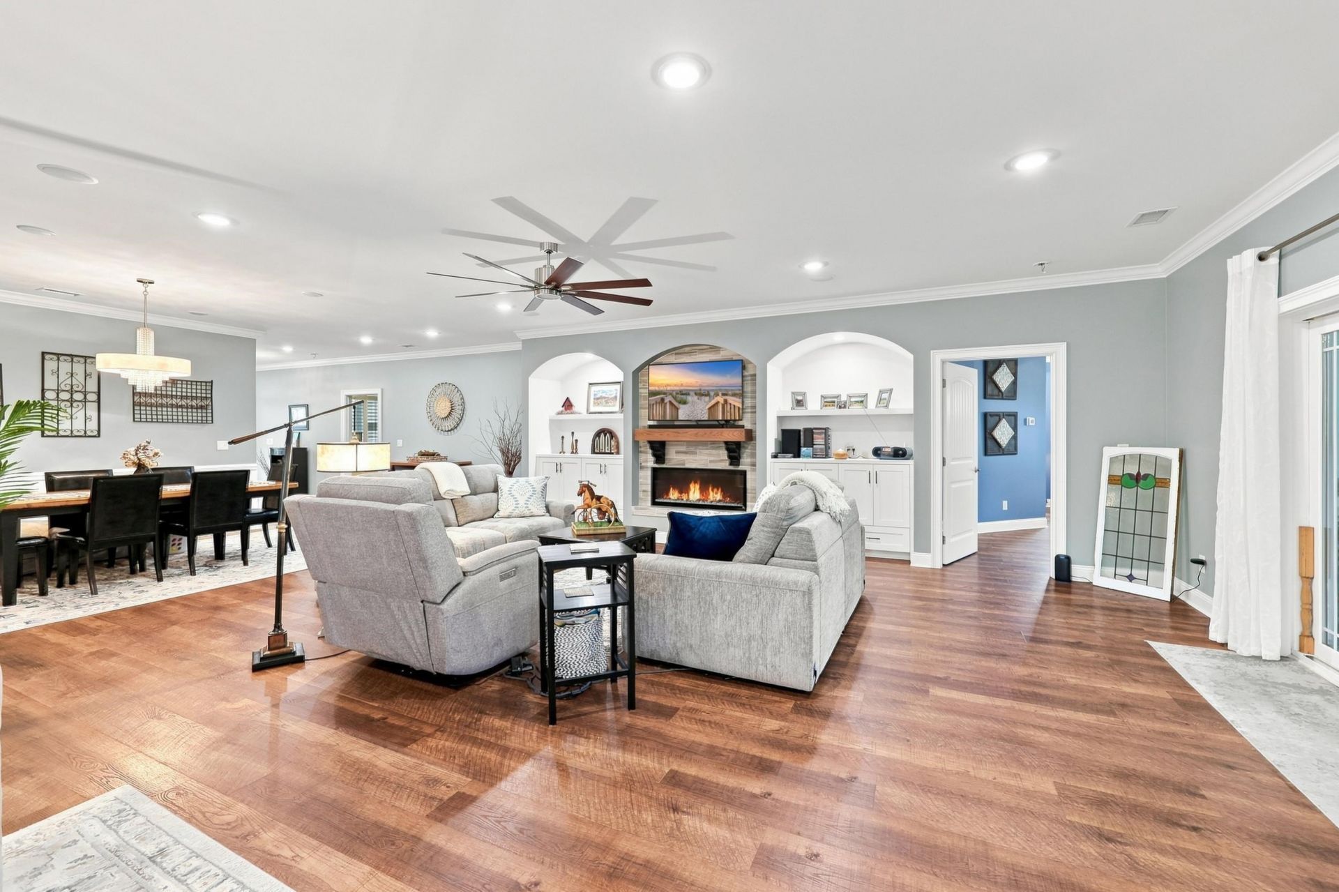 2377 Island Way Photo 16