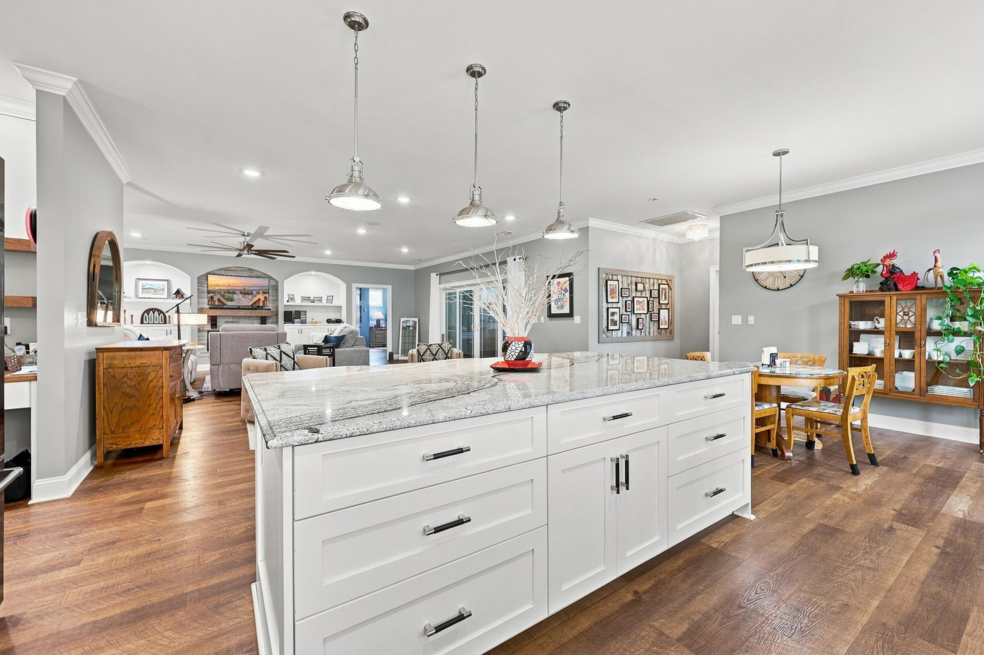 2377 Island Way Photo 22