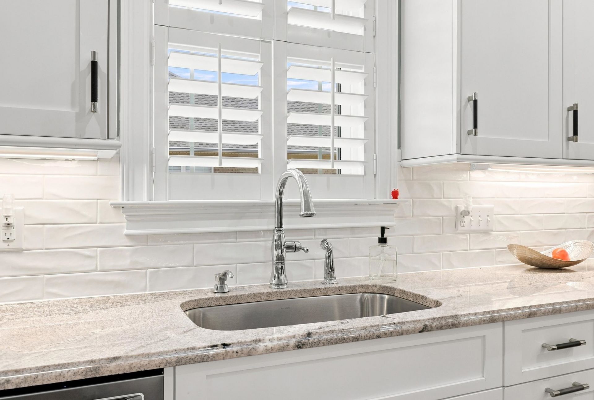 2377 Island Way Photo 24