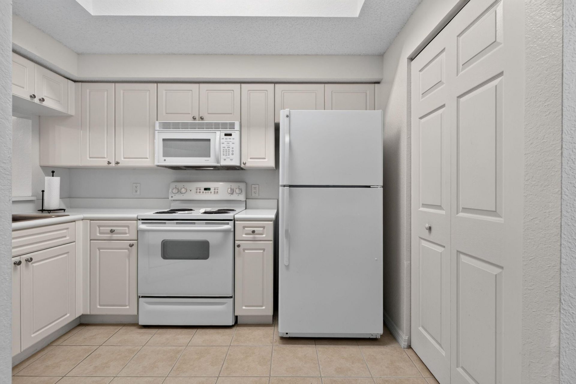 3020 Alcazar Place, Unit 308, Palm Beach Gardens, FL 33410 Photo