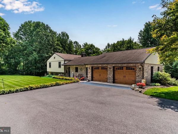 172 TAPEWORM ROAD, NEW BLOOMFIELD, PA 17068