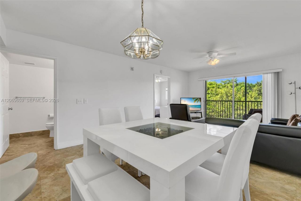 12651 SW 16th Ct , Unit 304B, Pembroke Pines, FL 33027 Photo