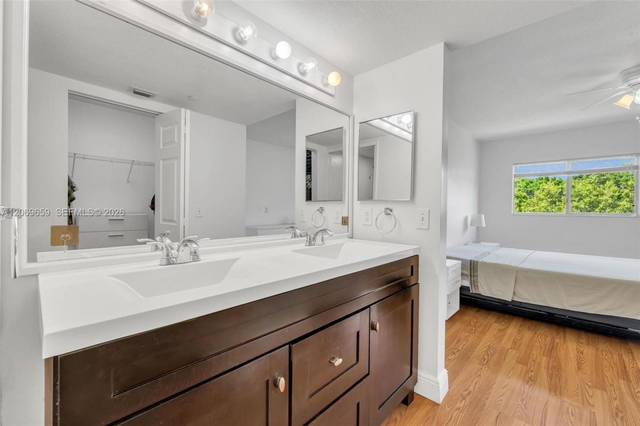 12651 SW 16th Ct , Unit 304B, Pembroke Pines, FL 33027 Photo