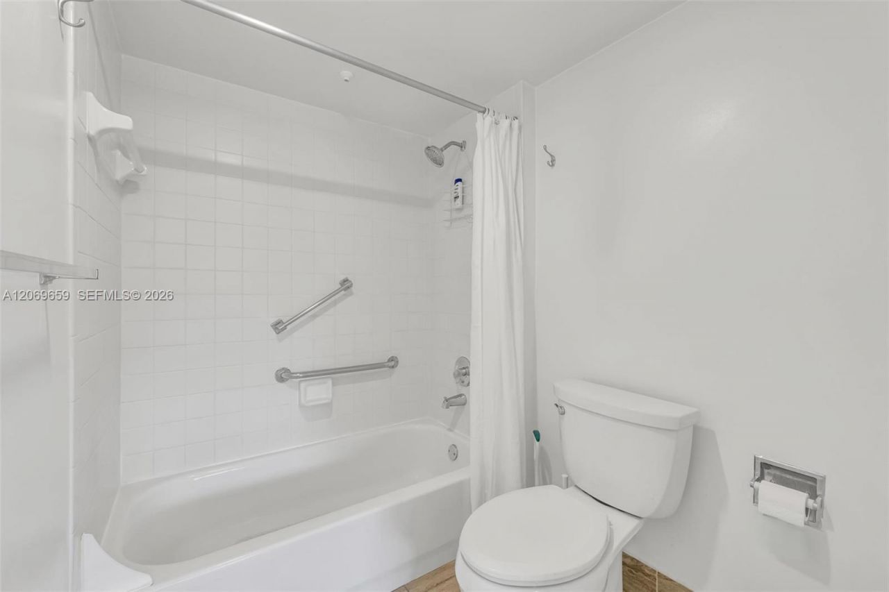 12651 SW 16th Ct , Unit 304B, Pembroke Pines, FL 33027 Photo