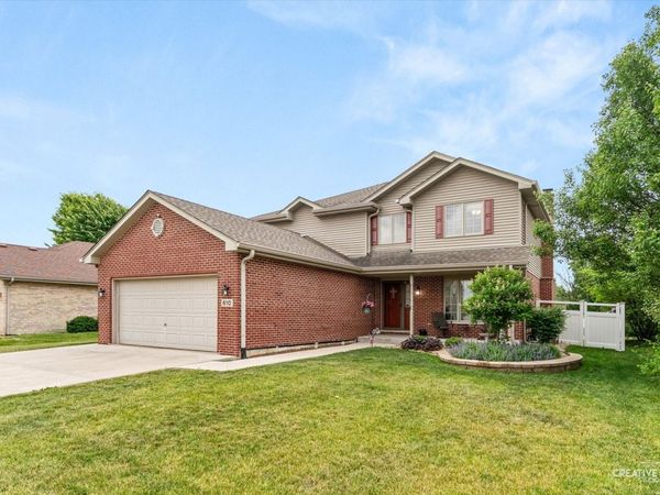 610 High Grove Drive , Minooka, IL 60447