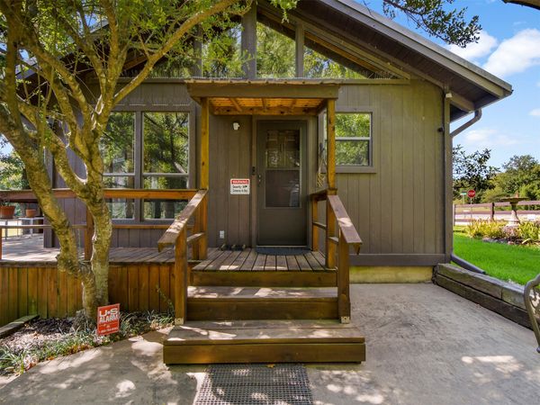 32 Rock House Road, Bennington, OK 74723