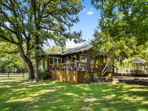 32 Rock House Road, Bennington, OK 74723