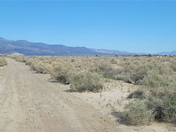 1821 Deputy Street, Pahrump, NV 89048