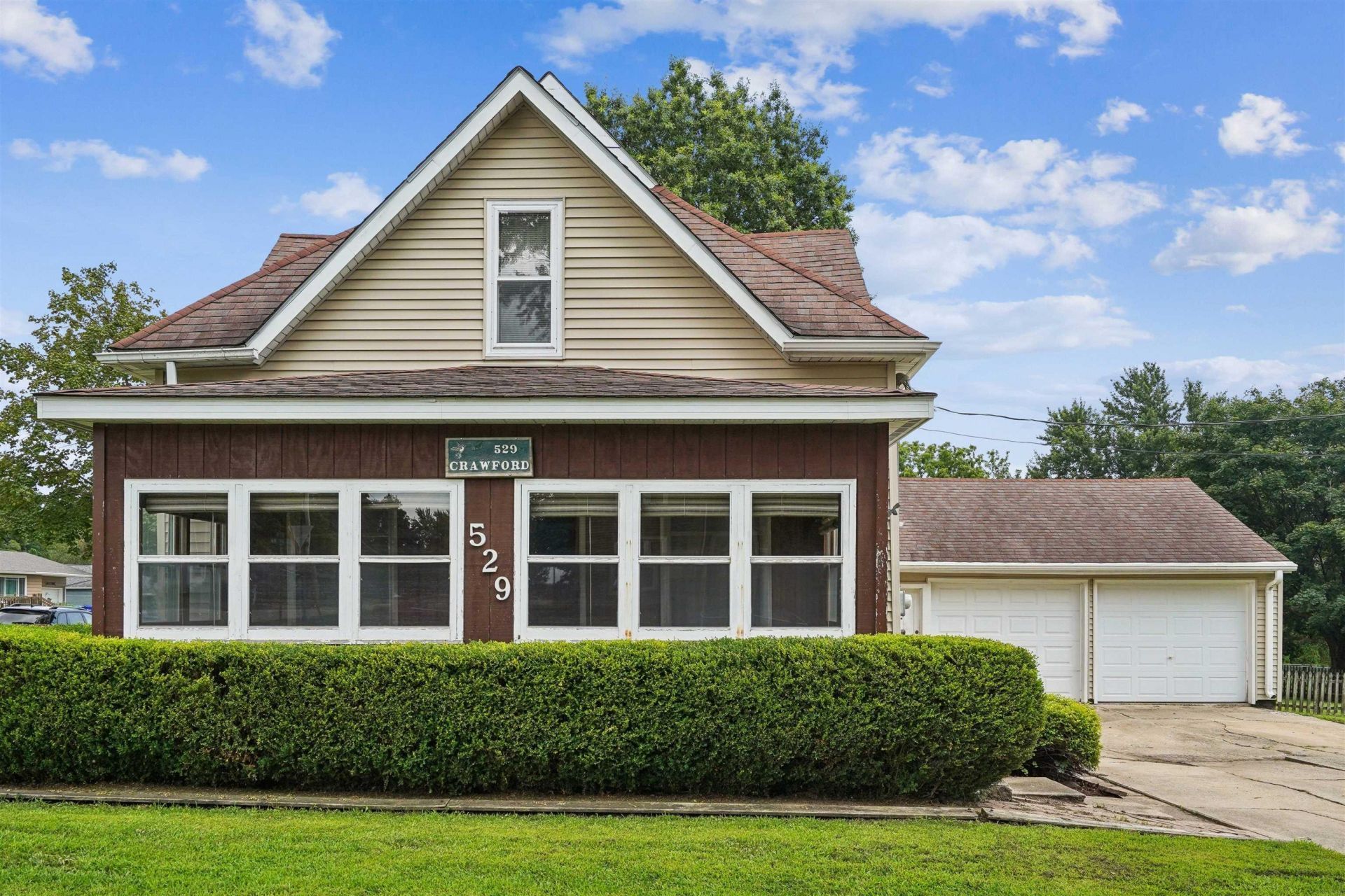 529 1st Ave Nw, Oelwein, IA 50662 Main Photo