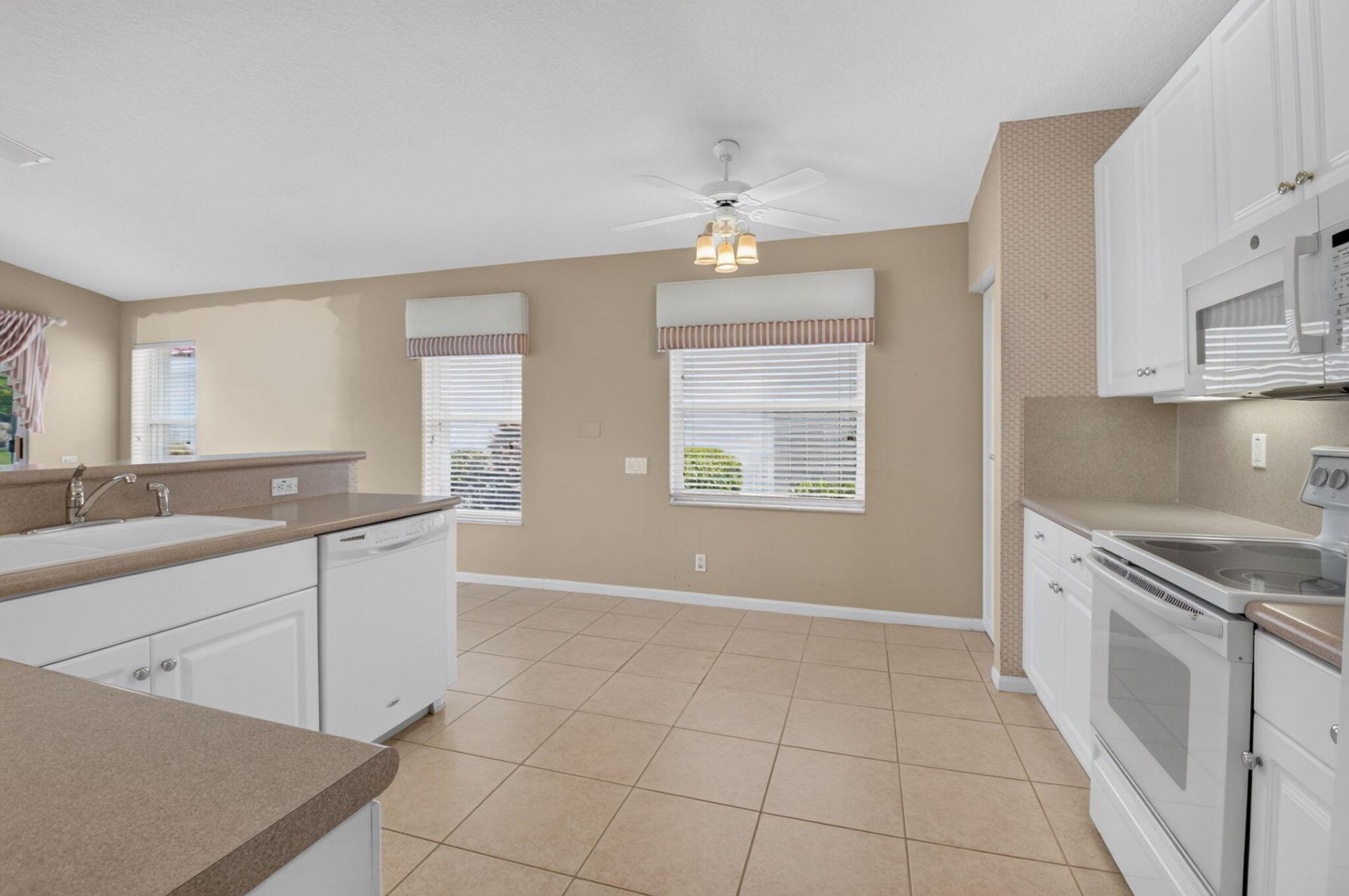 6839 Lismore Avenue, Boynton Beach, FL 33437 Photo