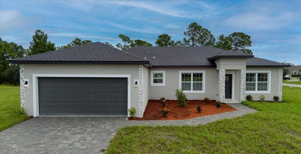 4700 San Ignacio Dr, Sebring, FL 33872 Main Photo