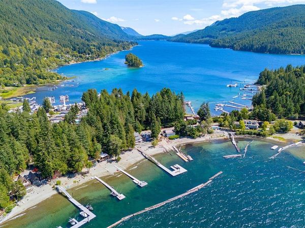 8346 Sa-Seen-Os Rd , Youbou, BC V0R 3E1