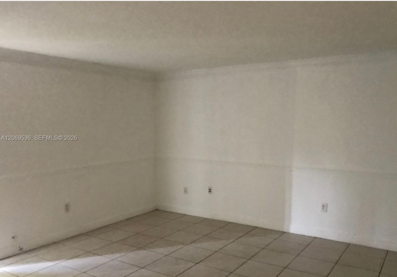 9445 SW 76th St , Unit U1, Miami, FL 33173 Photo
