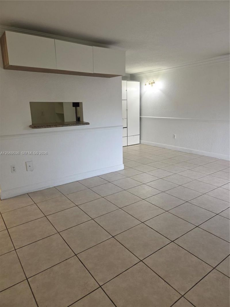 9445 SW 76th St, Unit U1, Miami, FL 33173 Photo