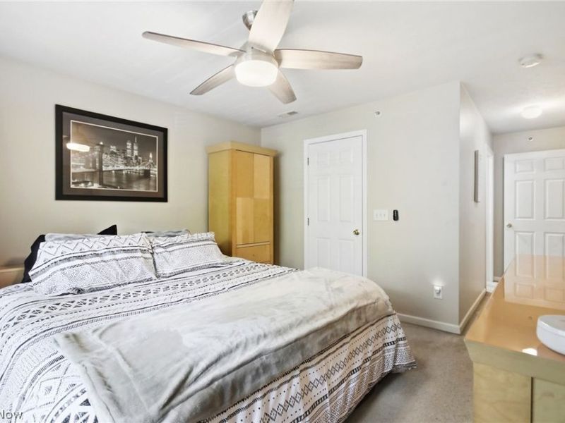 14926 Lenox Drive, Unit 526, Strongsville, OH 44136 Photo 18