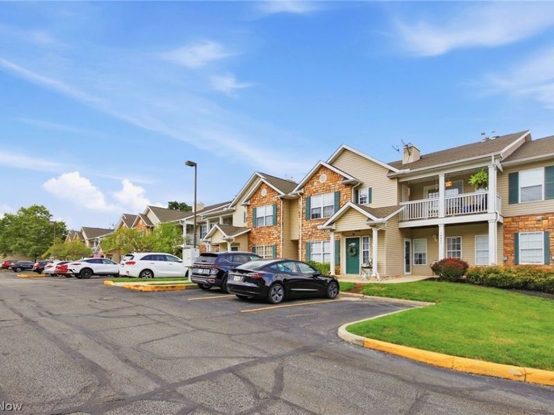 14926 Lenox Drive, Unit 526, Strongsville, OH 44136 Photo 35