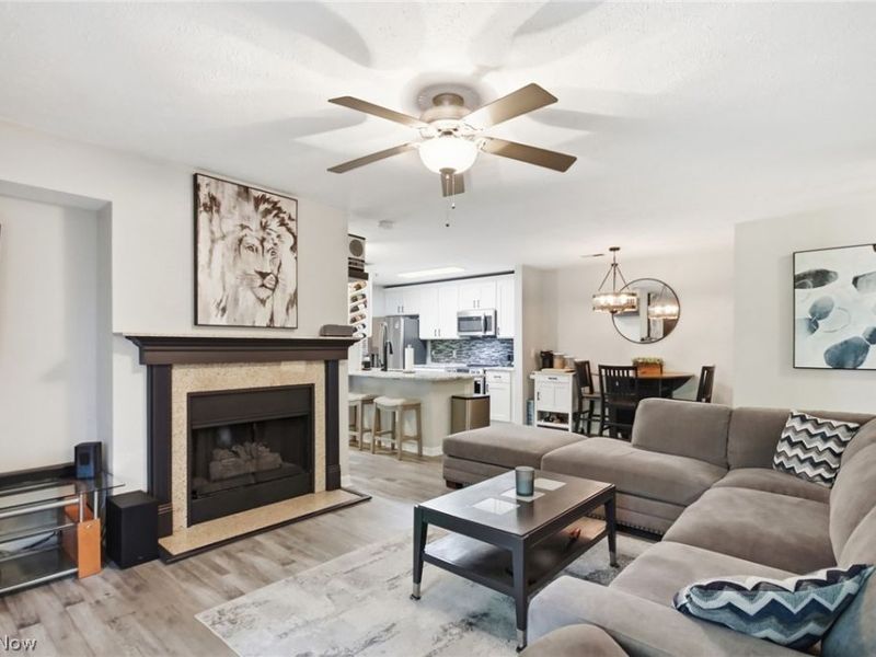 14926 Lenox Drive, Unit 526, Strongsville, OH 44136 Photo 5