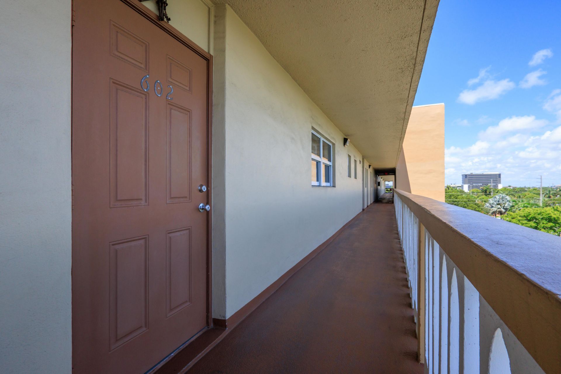 620 NE 12th Avenue, Unit 602, Hallandale Beach, FL 33009 Photo