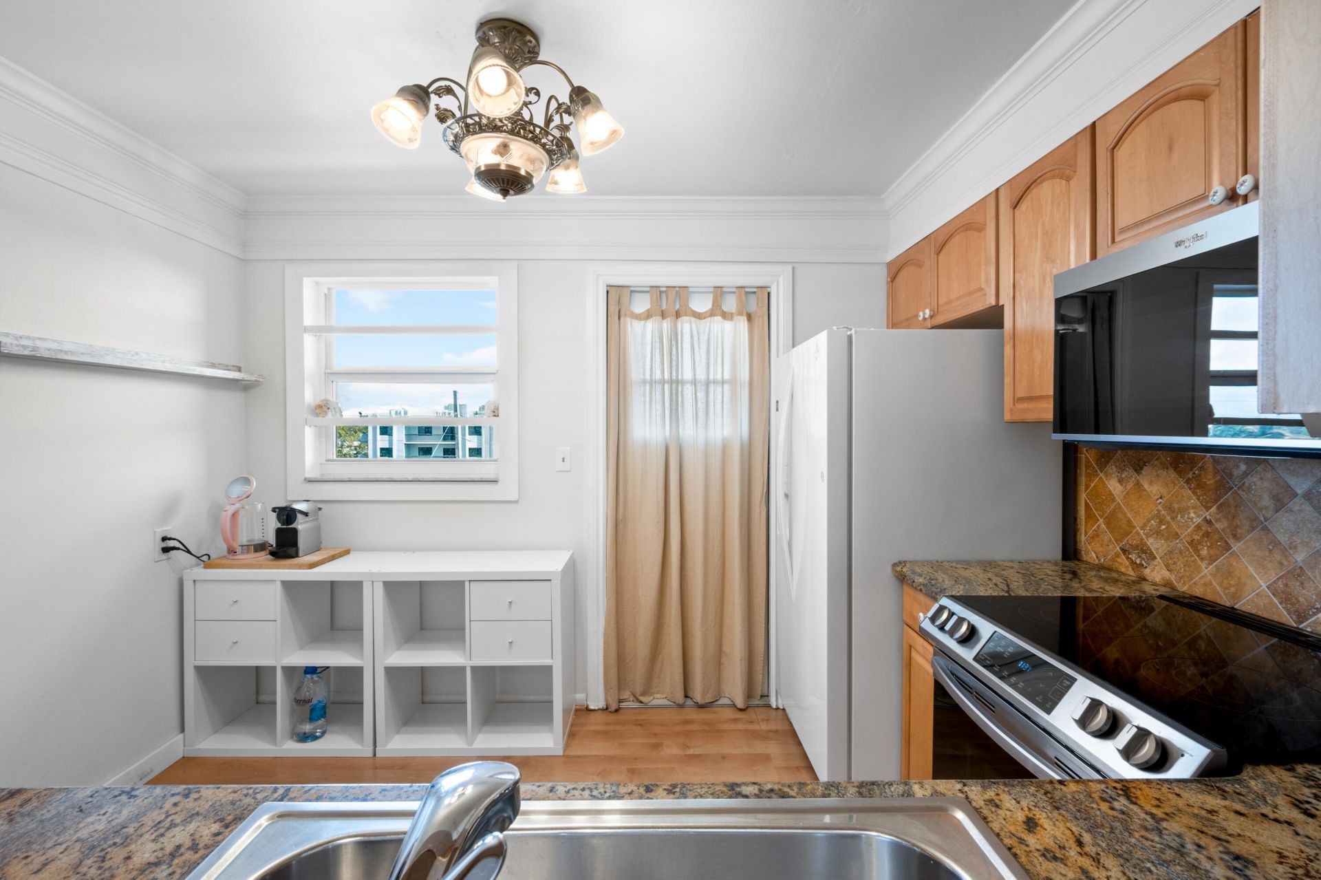 620 NE 12th Avenue, Unit 602, Hallandale Beach, FL 33009 Photo