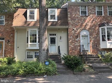 10025 CHESTNUT WOOD LANE, BURKE, VA 22015
