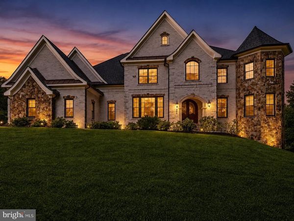 936 KIMBERWICKE RD, MCLEAN, VA 22102